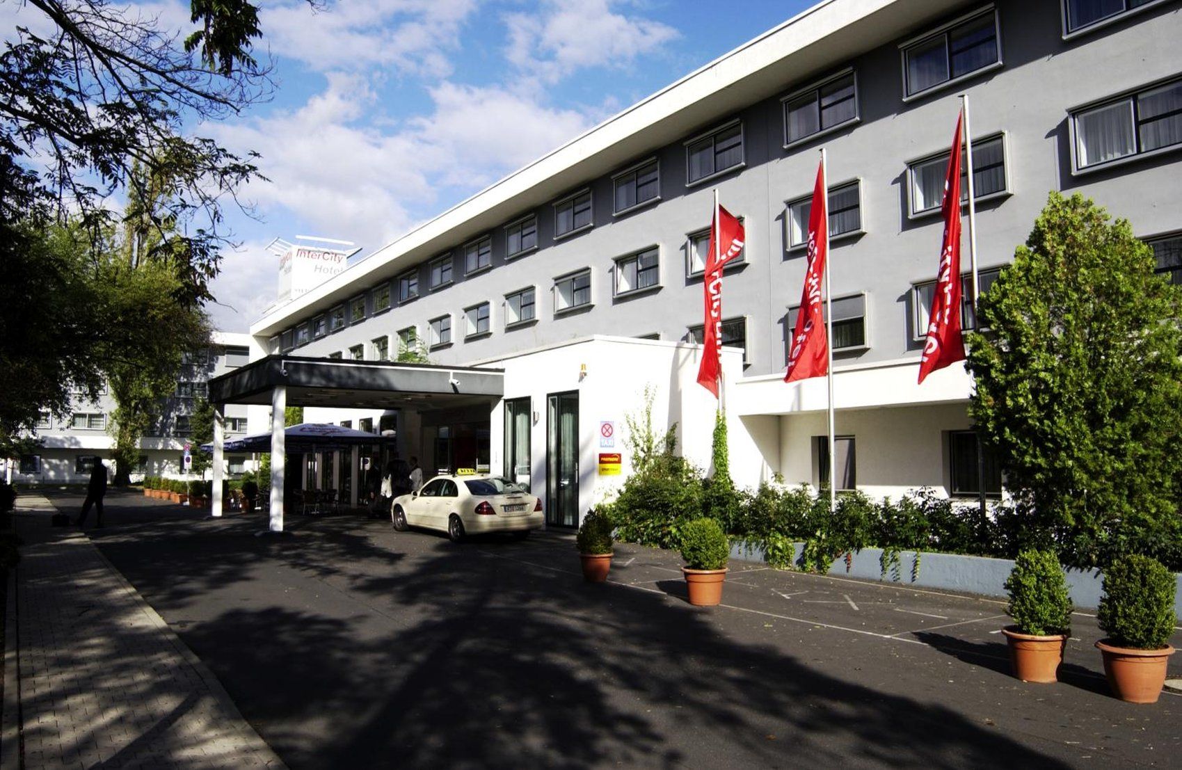 อินเตอร์ซิตี้โฮเทล สนามบินแฟรงก์เฟิร์ต Hotel Frankfurt am Main ภายนอก รูปภาพ